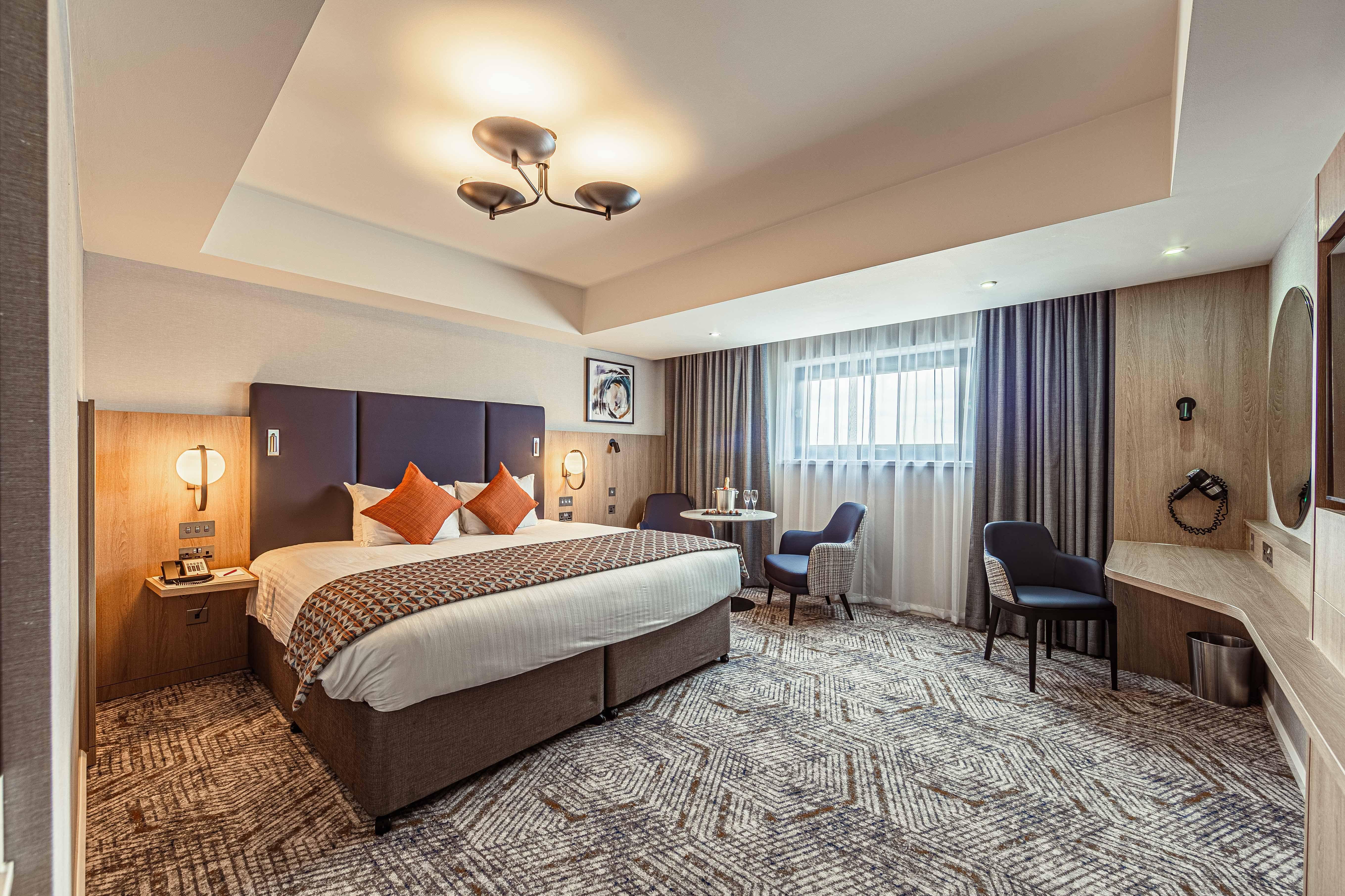 Crowne Plaza Reading Hotel Exterior foto