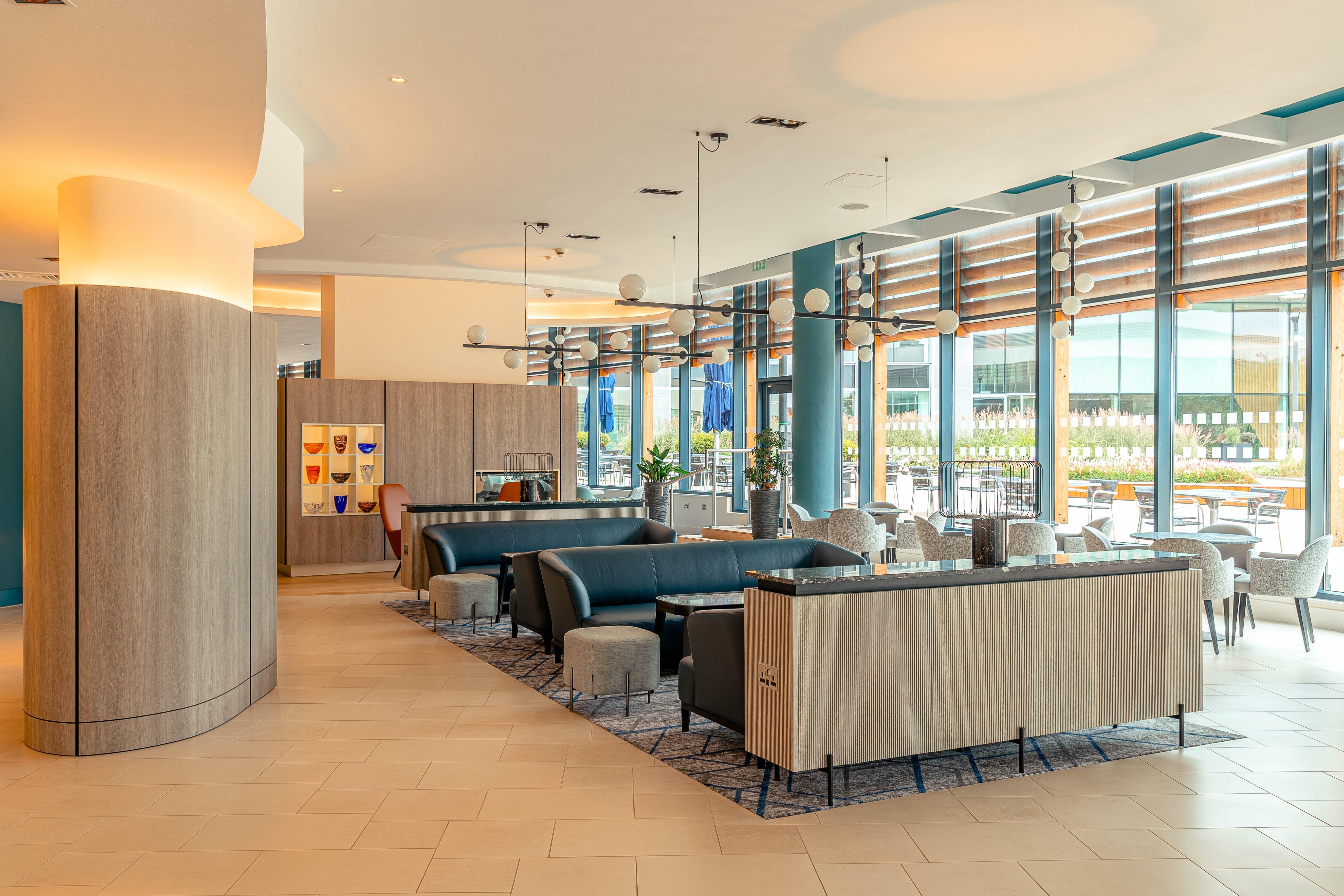 Crowne Plaza Reading Hotel Exterior foto